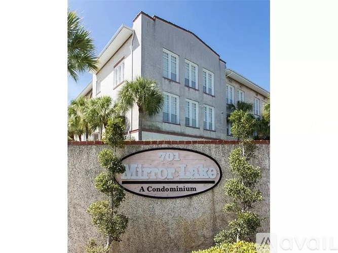 701 Mirror Lake Dr N 2 Beds Condo for Rent - Photo gallery 1