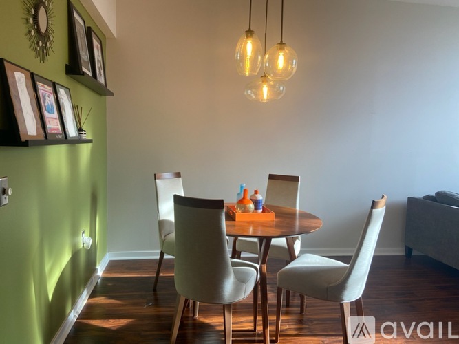 701 Mirror Lake Dr N 2 Beds Condo for Rent - Photo gallery 3
