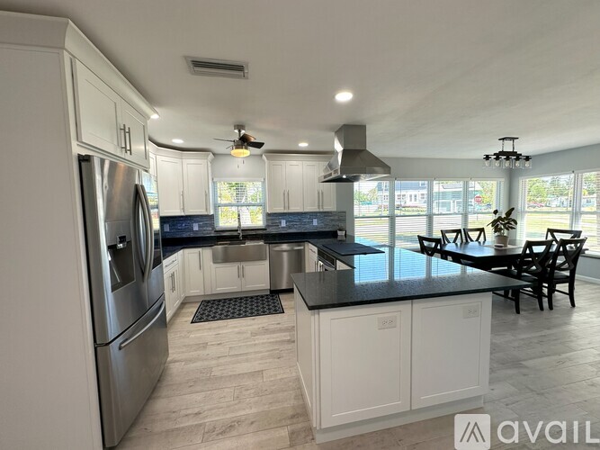 4038 Harrisburg Street Northeast 4 Beds Single Family Home for Rent - Photo gallery 3