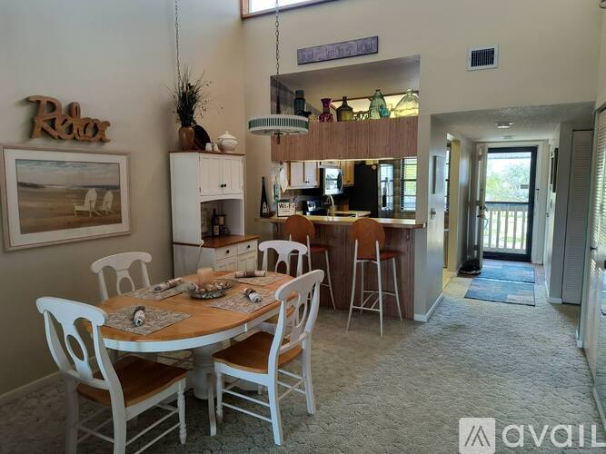 11650 Capri Circle South 2 Beds Condo for Rent - Photo gallery 2