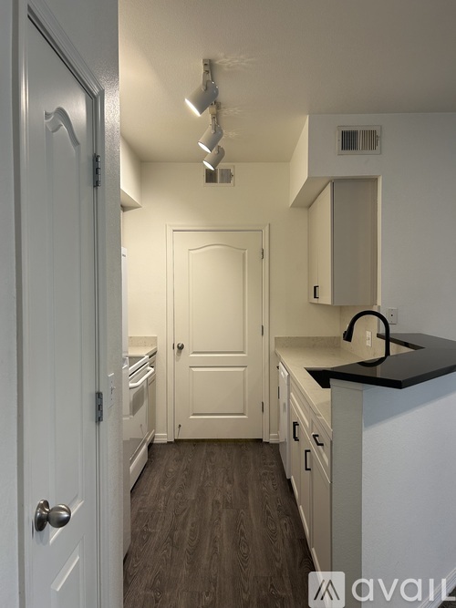 1701 East Colter Street 2 Beds Condo for Rent - Photo gallery 5
