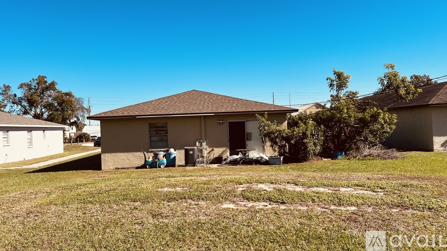5210 Cornell Street, 2 Beds Condo for Rent - Photo gallery 2