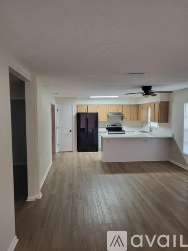 5210 Cornell Street, 2 Beds Condo for Rent - Photo gallery 4