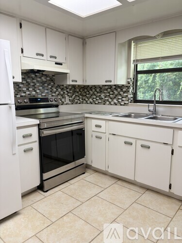 3362 S College Ave 3 Beds Single Family Home for Rent - Photo gallery 3