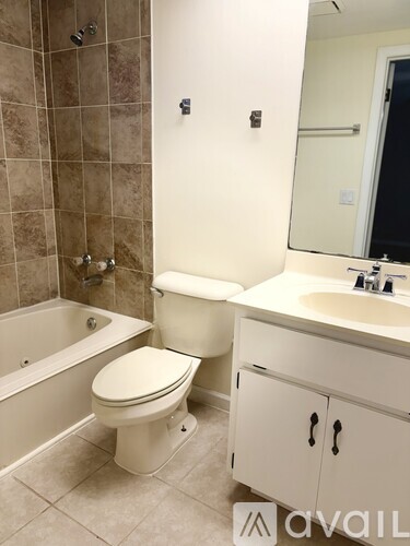 3362 S College Ave 3 Beds Single Family Home for Rent - Photo gallery 5