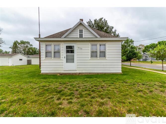 2320 3rd St N 2 Beds Single Family Home for Rent - Photo gallery 1