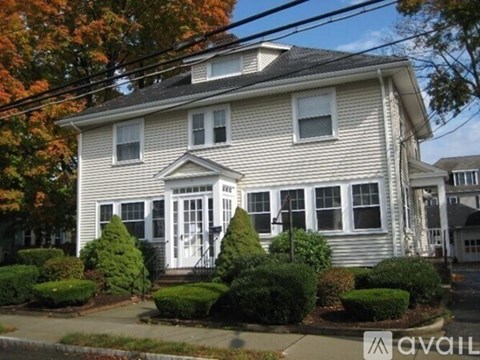 21 Walnut St 2 Beds Apartment for Rent