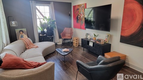 2619 Northview Avenue 3 Beds Apartment for Rent
