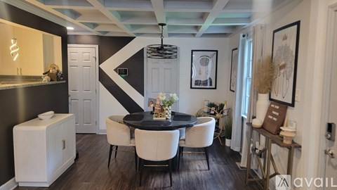 2619 Northview Avenue 3 Beds Apartment for Rent