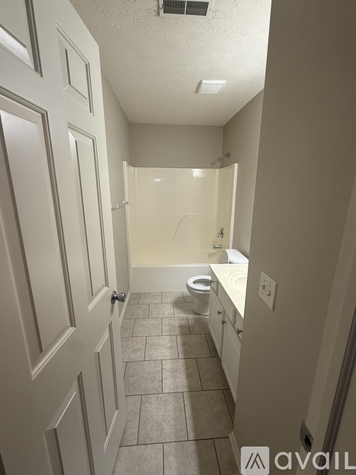 5612 South 159th Avenue 3 Beds Single Family Home for Rent - Photo gallery 2
