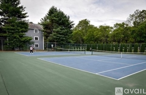 52 Silver Hill Ln 2 Beds Apartment for Rent