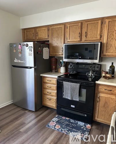 169 Williamsburg Court 3 Beds Townhouse for Rent - Photo gallery 2