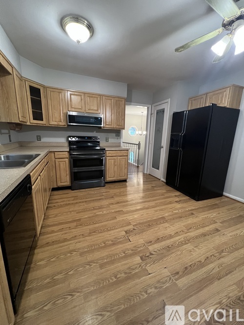 106 Galaxie Drive 4 Beds Single Family Home for Rent - Photo gallery 2