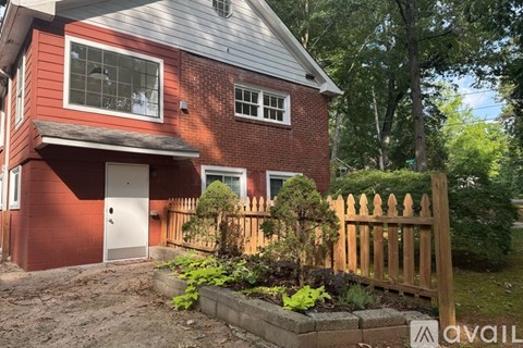 980 Brookdale Drive 1 Apartment for Rent