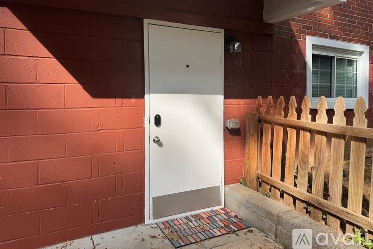 980 Brookdale Drive 1 Apartment for Rent - Photo gallery 4