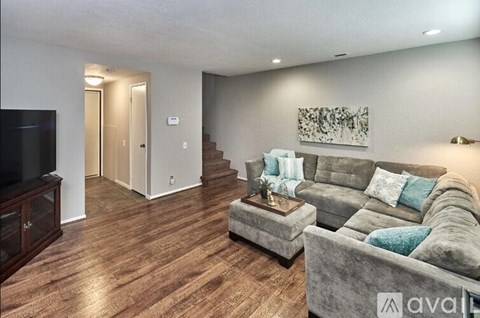 235 Kenbrook Circle 3 Beds Apartment for Rent