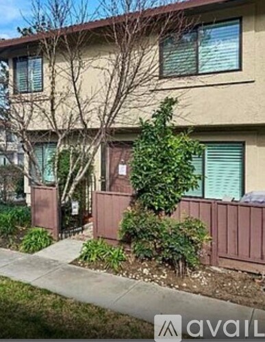 235 Kenbrook Circle 3 Beds Apartment for Rent