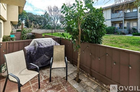 235 Kenbrook Circle 3 Beds Apartment for Rent