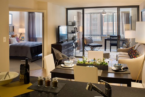1401 North Taft Street Studio-2 Beds Apartment for Rent