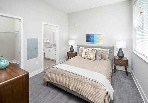 4530 University Drive 2 Beds Apartment for Rent