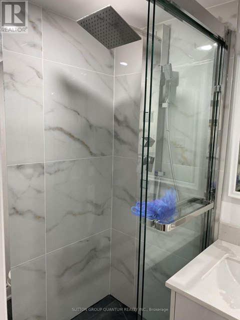 LOWER UNIT B - 314 LAKESHORE ROAD E 1 Apartment for Rent