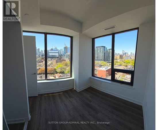 LPH18 - 28 EASTERN AVENUE 3 Beds Apartment, Condo, Home for Rent - Photo gallery 3
