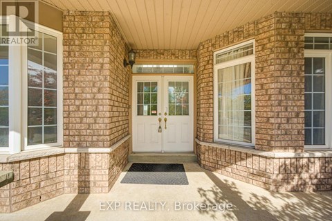 17 COUNTRY RIDGE DRIVE 4 Beds Apartment for Rent