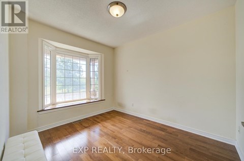 17 COUNTRY RIDGE DRIVE 4 Beds Apartment for Rent