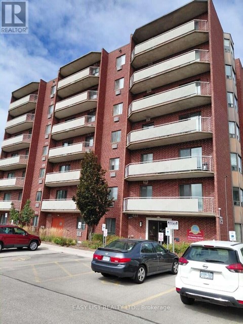 205 - 75 HUXLEY STREET 2 Beds Apartment for Rent