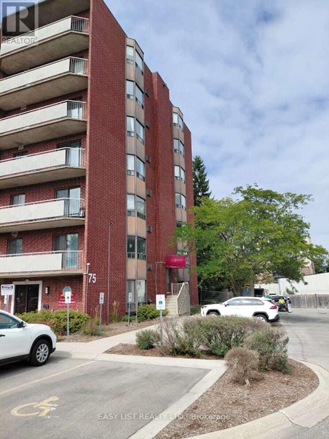 205 - 75 HUXLEY STREET 2 Beds Apartment for Rent