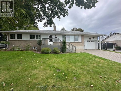94 QUEEN STREET S 3 Beds Apartment for Rent