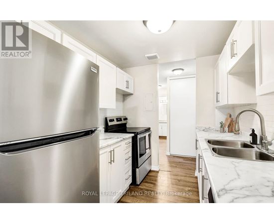 107 - 1584 ERNEST AVENUE 2 Beds Apartment, Condo, Home for Rent - Photo gallery 3