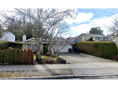 1909 E SOUTHMERE CRESCENT 3 Beds Apartment for Rent