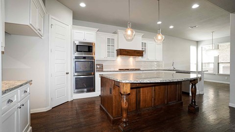 790 York Drive 4 Beds Apartment for Rent