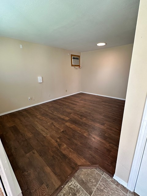 491 South 41St Avenue 3 Beds Apartment for Rent