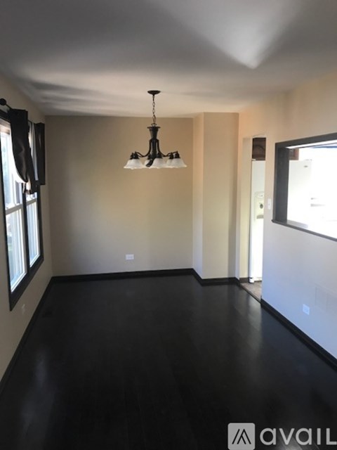512 Carlyle Lane 5 Beds Apartment for Rent