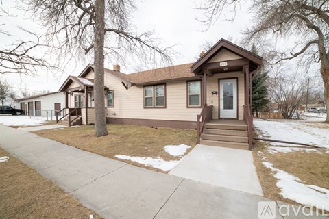502 10Th Street South 1 Apartment for Rent