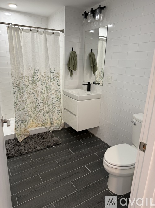 160 Middlesex Street Studio Apartment for Rent - Photo gallery 3
