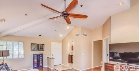 11515 N 91St St 3 Beds Apartment for Rent
