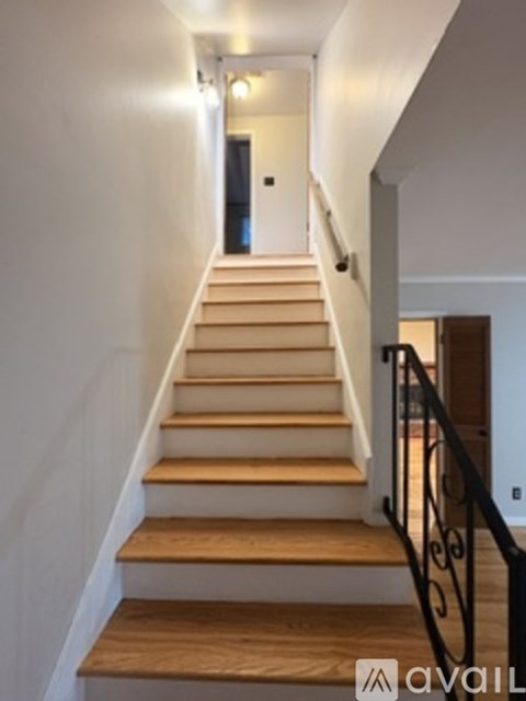 3451 Freland Drive 4 Beds Apartment for Rent