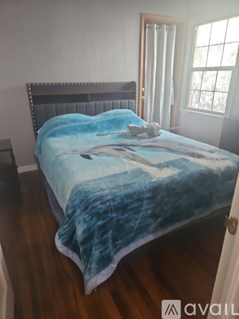 160 S 4Th Street 2 Beds Apartment for Rent