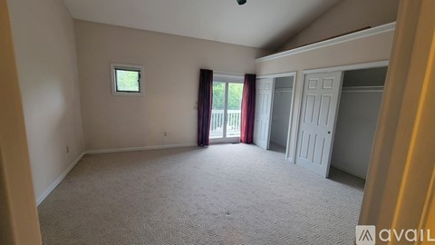 190 South Quinsigamond Avenue 3 Beds Apartment for Rent