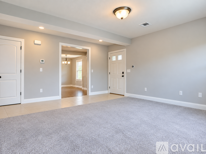 251 Oakwood Avenue 1 Apartment for Rent - Photo gallery 4