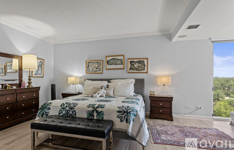1900 Girard Place South 3 Beds Apartment for Rent - Photo gallery 4