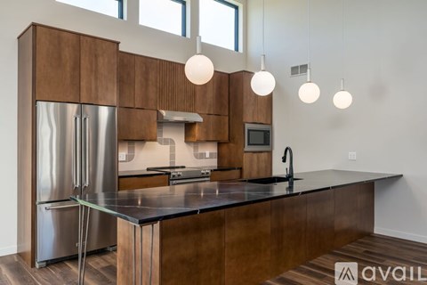 11 S Pointe Ct 2 Beds Apartment for Rent