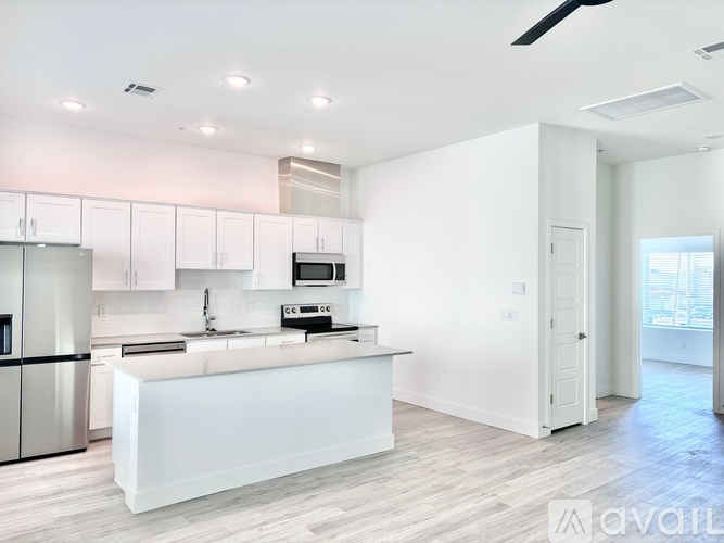 3232 N 37th St 2 Beds Apartment for Rent - Photo gallery 4