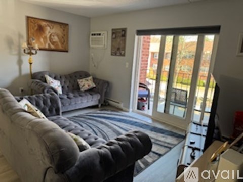 34 Maple Crest Circle 2 Beds Apartment for Rent