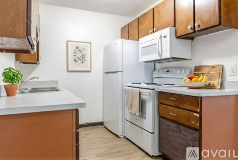 2505 Monterey Dr 2 Beds Apartment for Rent