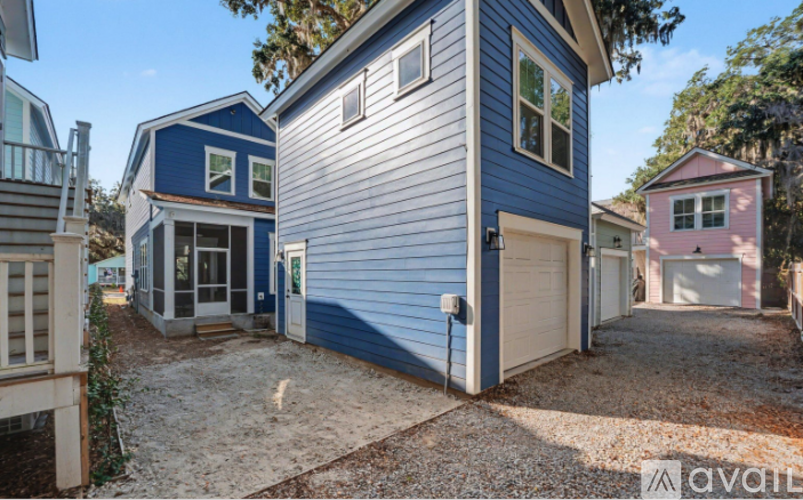 1008C 12th Street 1 Apartment for Rent - Photo gallery 1