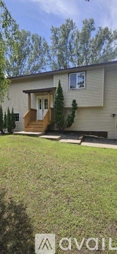 9543 Quincy Street Northeast 4 Beds Apartment for Rent